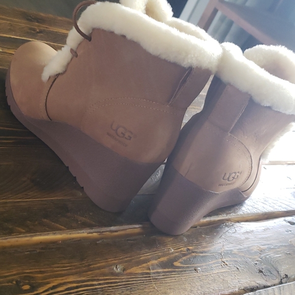 Never wear - Picture 4 of 4